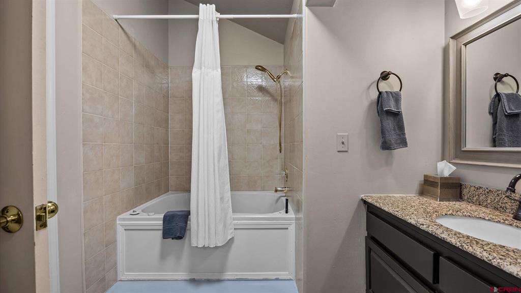 118 6th Avenue Property Photo 23