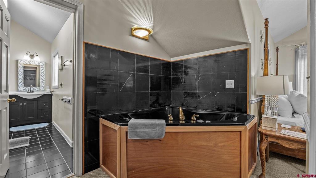 118 6th Avenue Property Photo 30