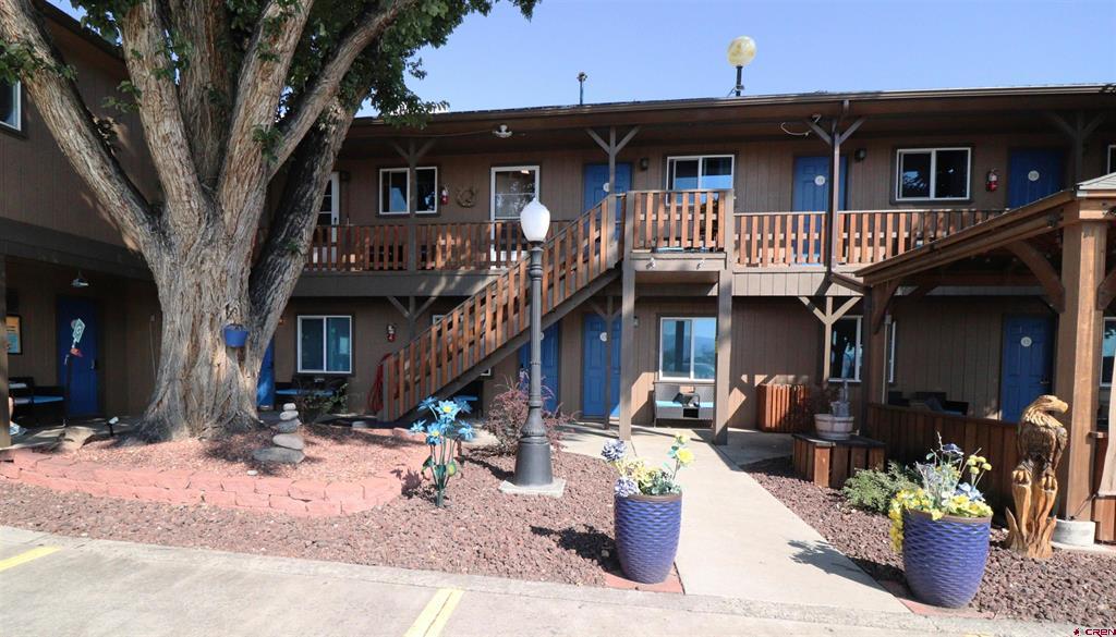 885 S Grand Mesa Drive Property Photo 6