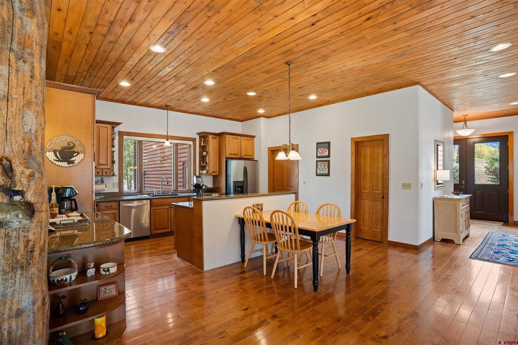 45 Creek Cove Property Photo 8