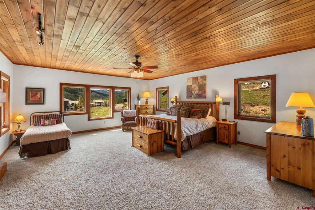 45 Creek Cove Property Photo 17