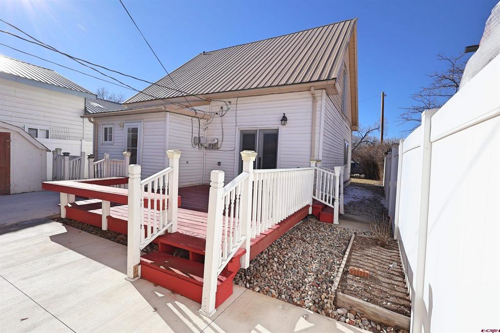 1018 State Avenue Property Photo 2