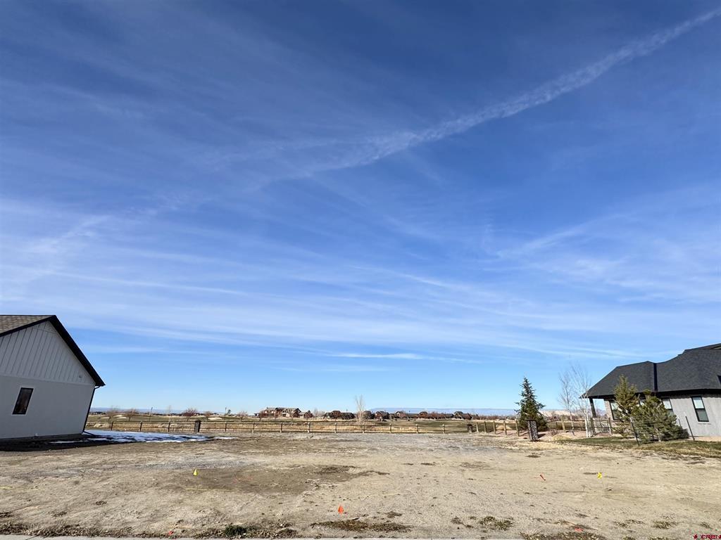 Tbd Redcliff Circle Property Photo 1
