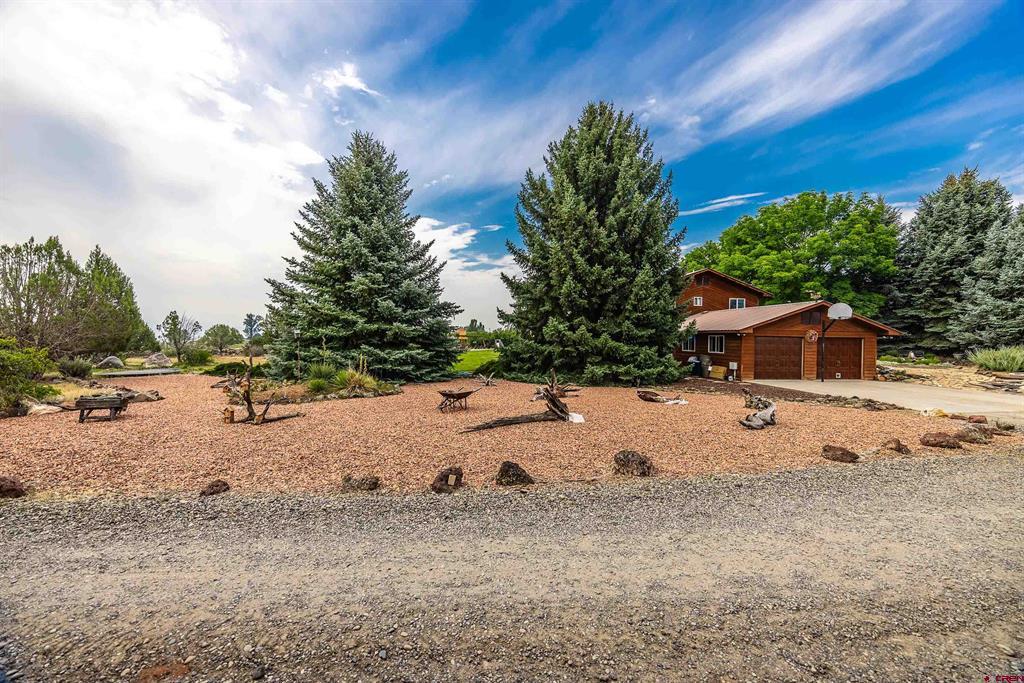 32179 L Road Property Photo 2
