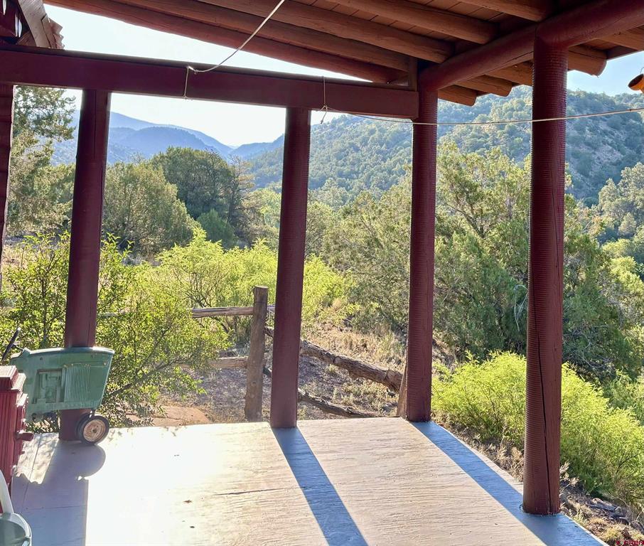 125 Deep Creek Ranch Road Property Photo 5
