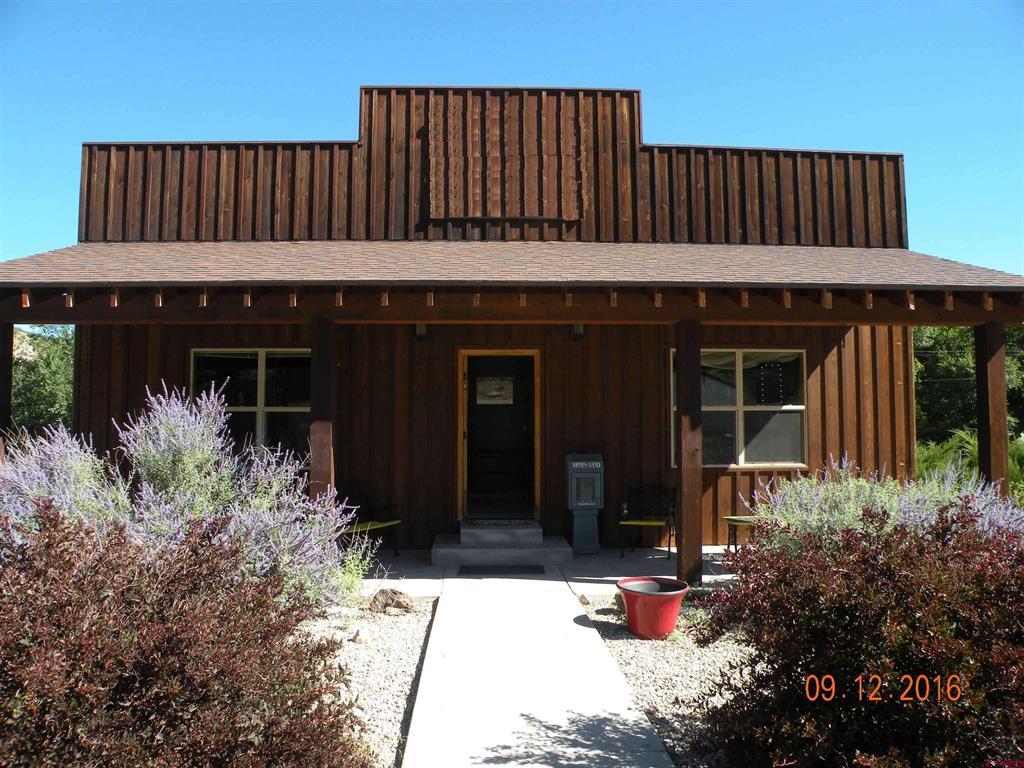 212 E Main Street Property Photo 2
