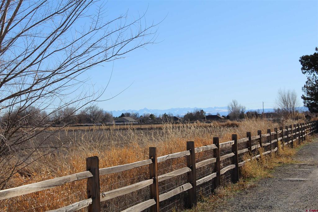 Lot 3 E 13th Street Property Photo 1