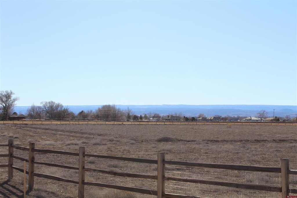 Lot 3 E 13th Street Property Photo 16