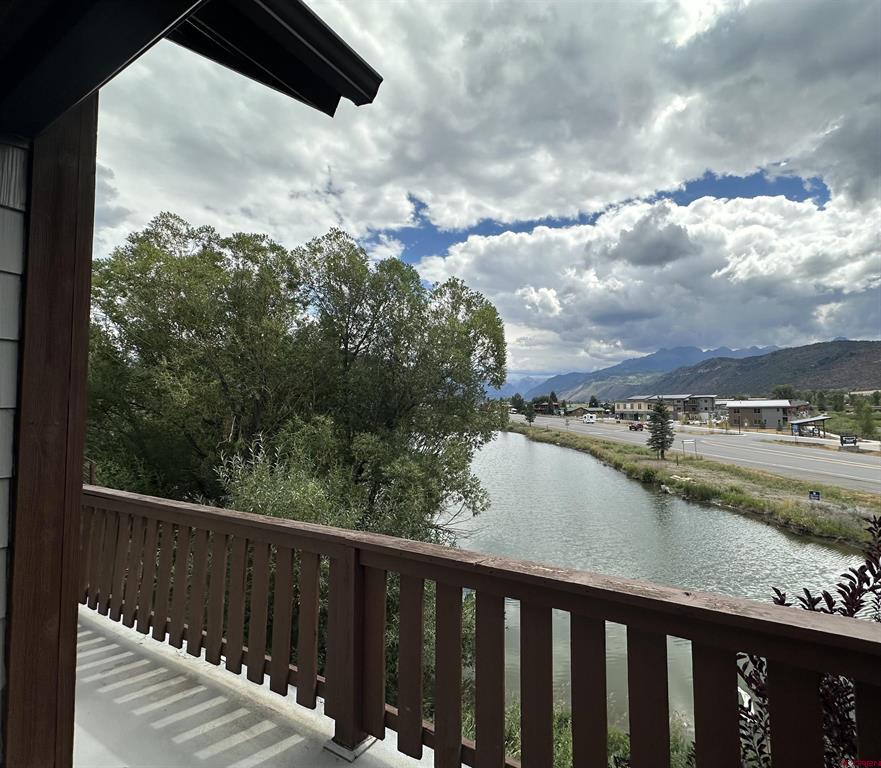 550 Redcliff Circle Property Photo 28