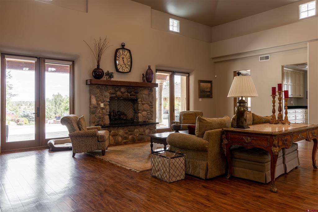 6255 Hood Mesa Trail Property Photo 3