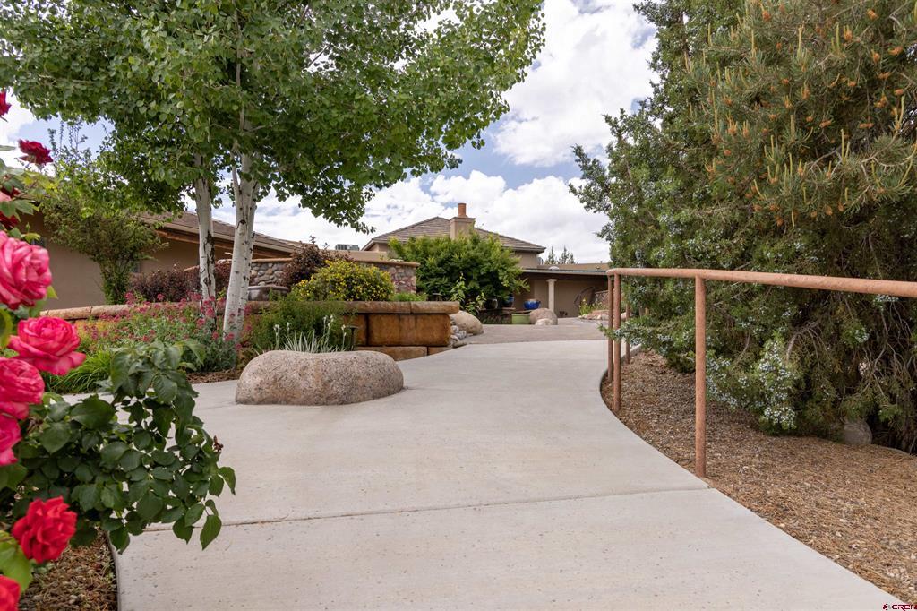 6255 Hood Mesa Trail Property Photo 32