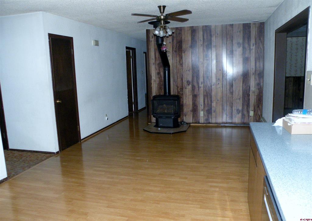 595 W 6th Avenue Property Photo 24