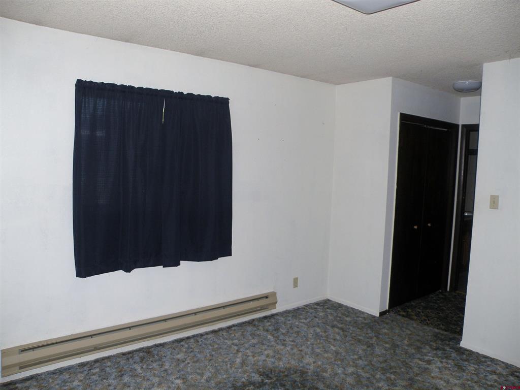 595 W 6th Avenue Property Photo 31