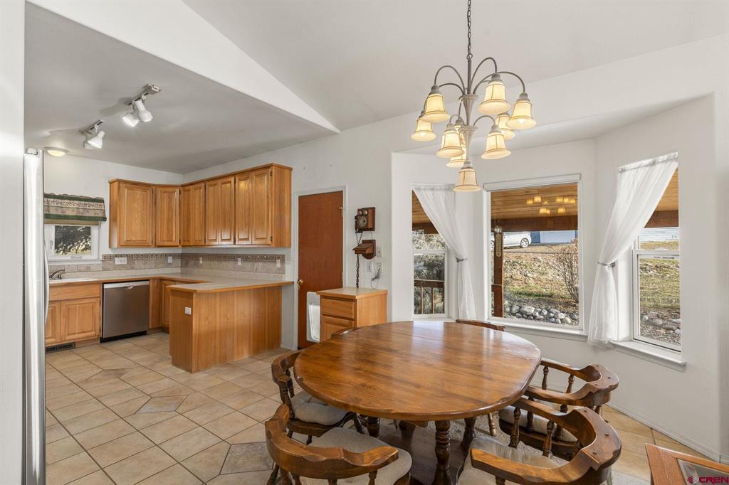 758 E Cedar Property Photo 9