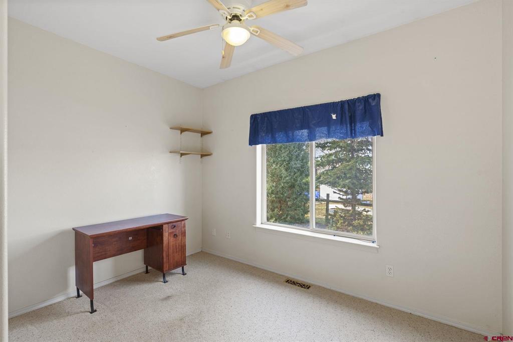 758 E Cedar Property Photo 17