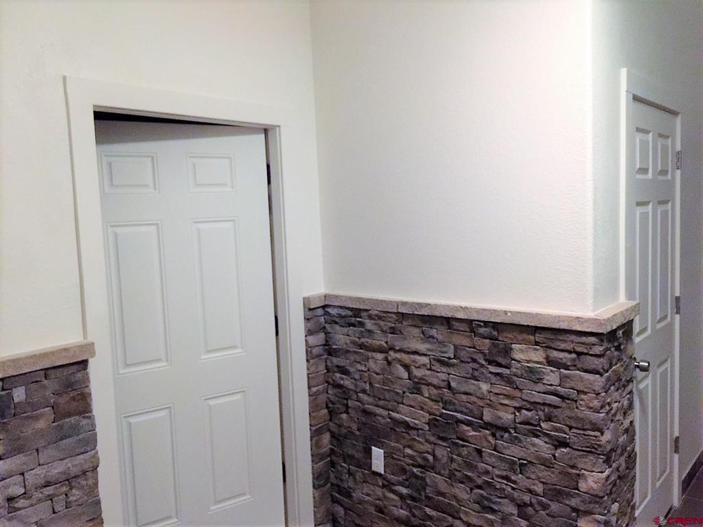 147 Main St Property Photo 15