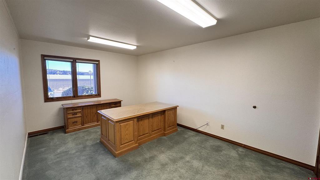 484 Turner Drive Property Photo 3