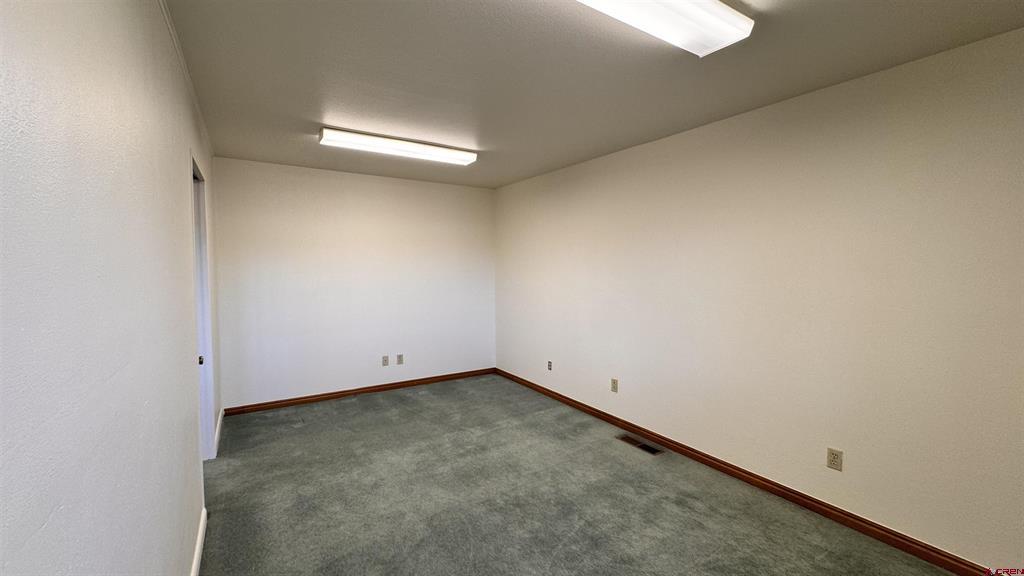 484 Turner Drive Property Photo 9