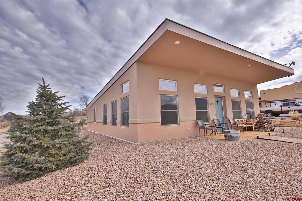 48751 Cool Creek Drive Property Photo 2