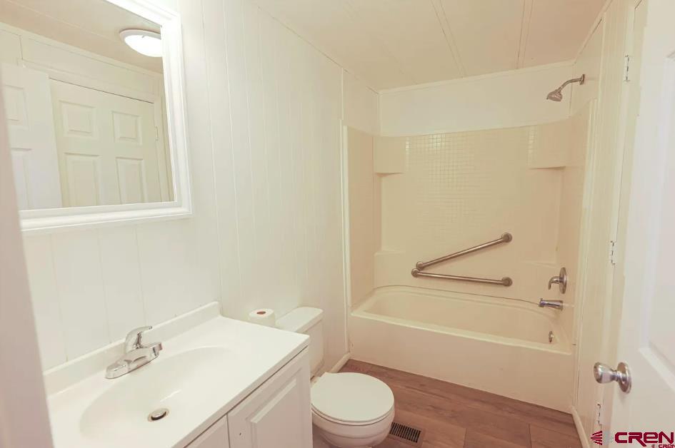 11 Rickey Place Property Photo 8