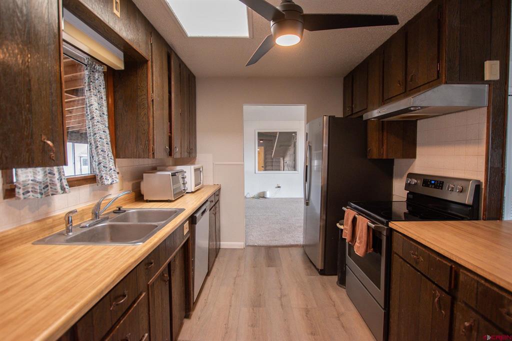 75 Comanche Trail Property Photo 8
