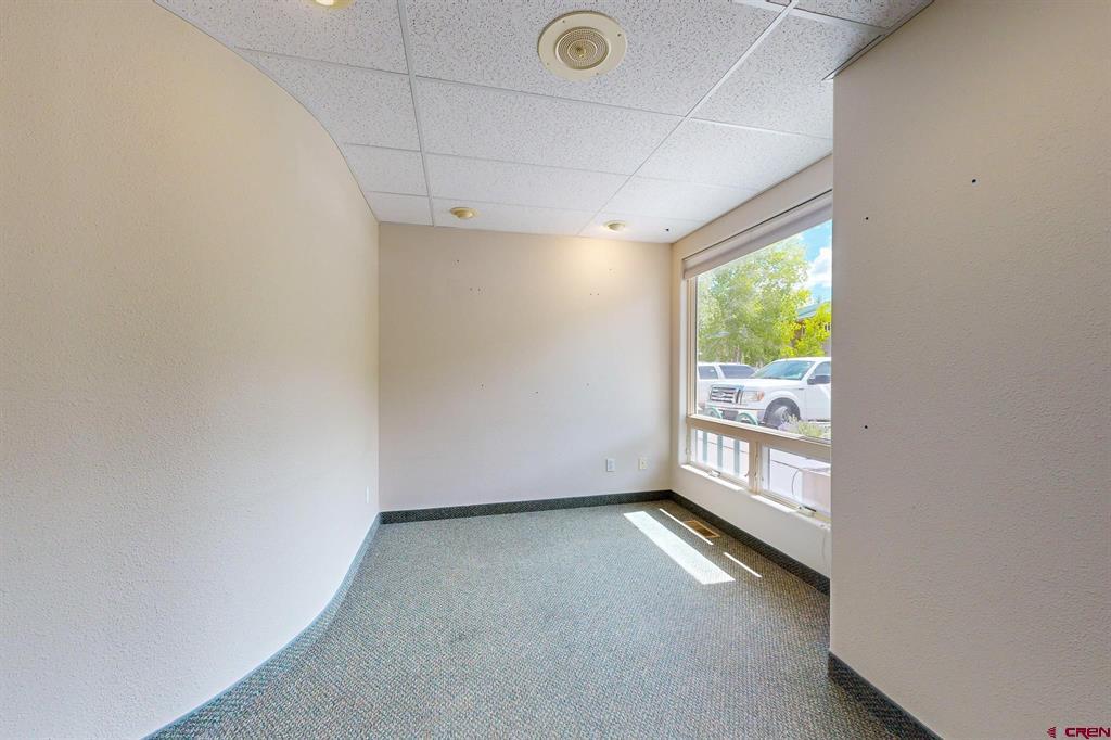 2530 Colorado Avenue Property Photo 4