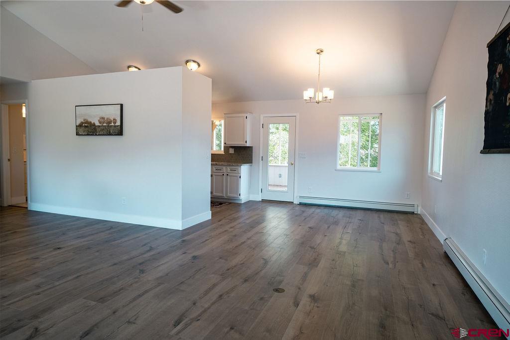 1426 Manchester Drive Property Photo 6