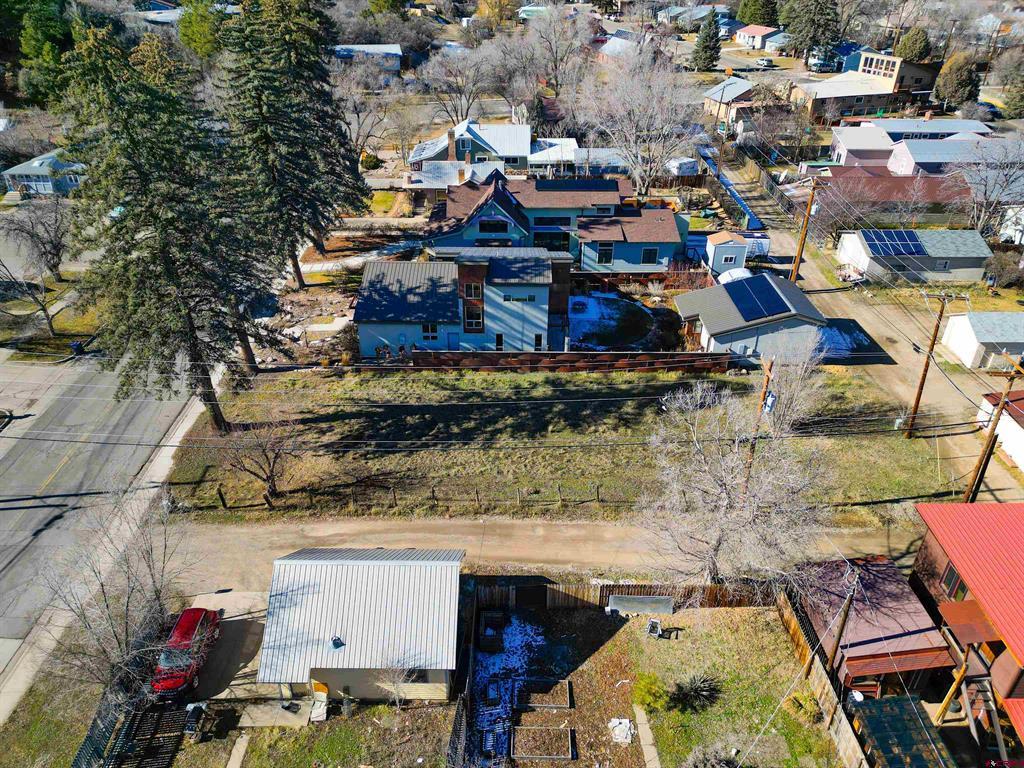 362 W 23rd Street Property Photo 4