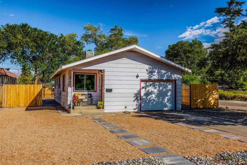 447 S 12th Street Property Photo 1