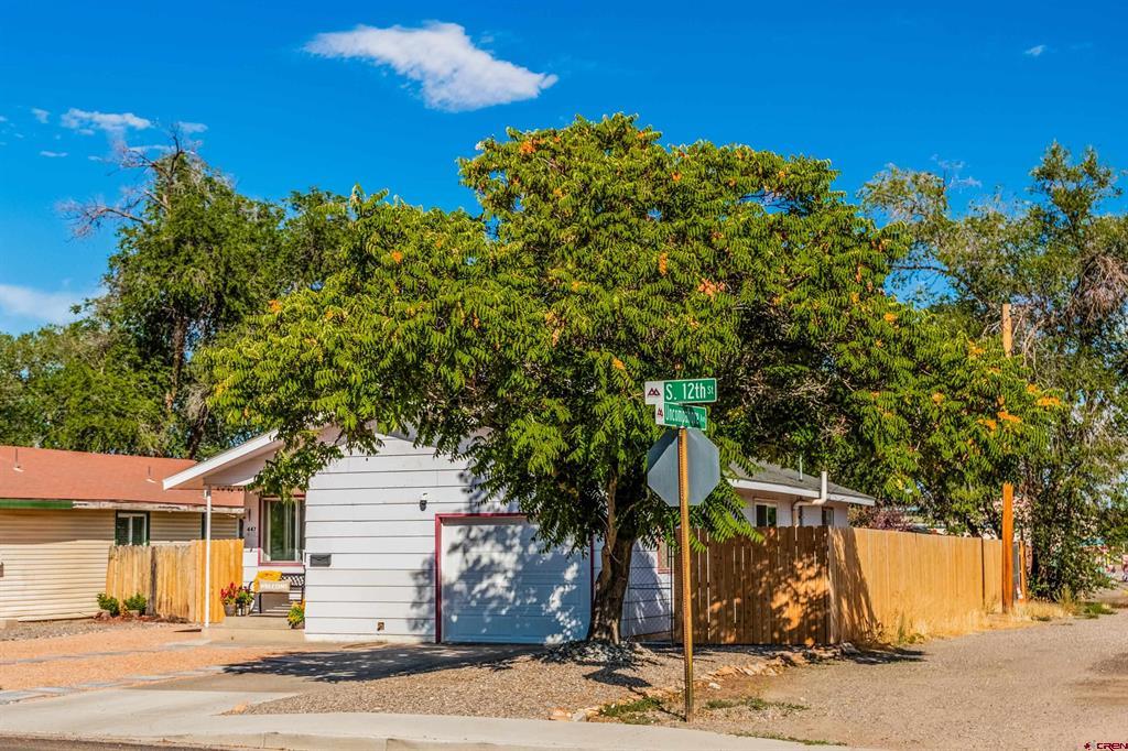 447 S 12th Street Property Photo 5