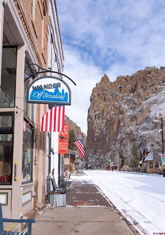 129 N Main Street Property Photo 2