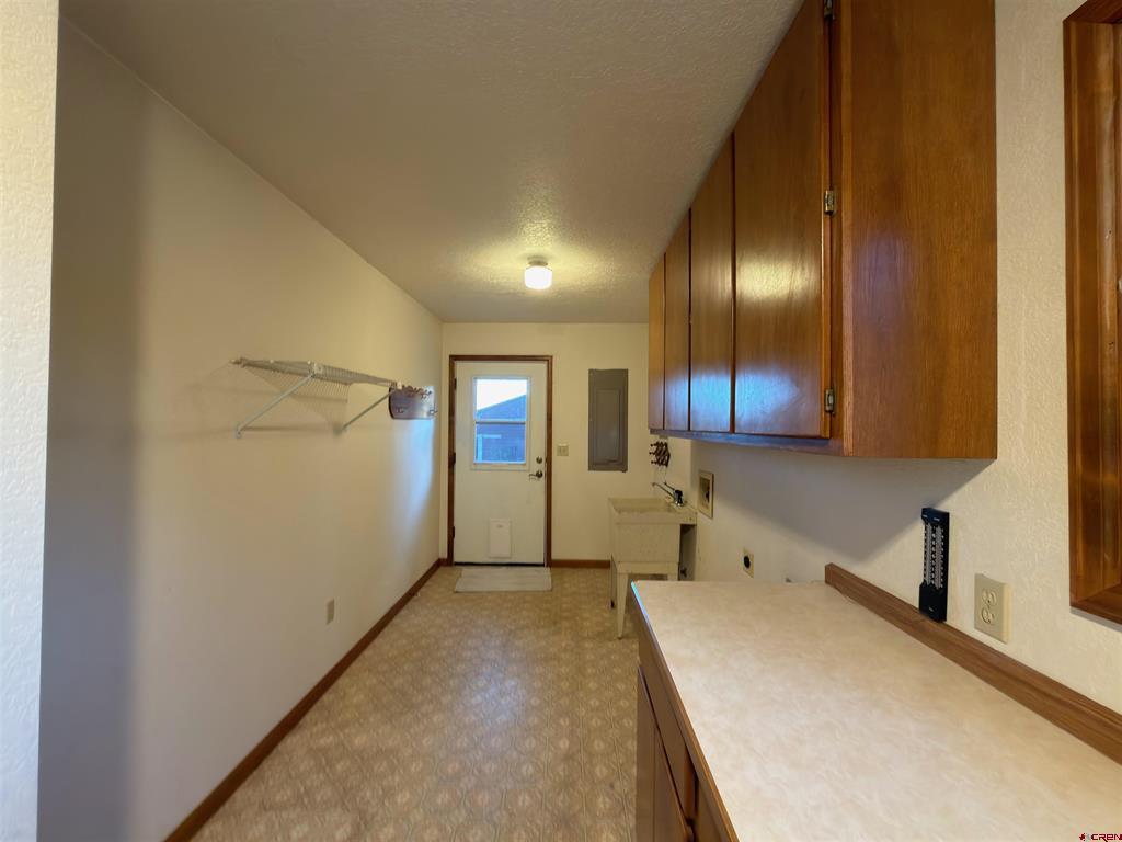 2500 Columbine Lane Property Photo 32
