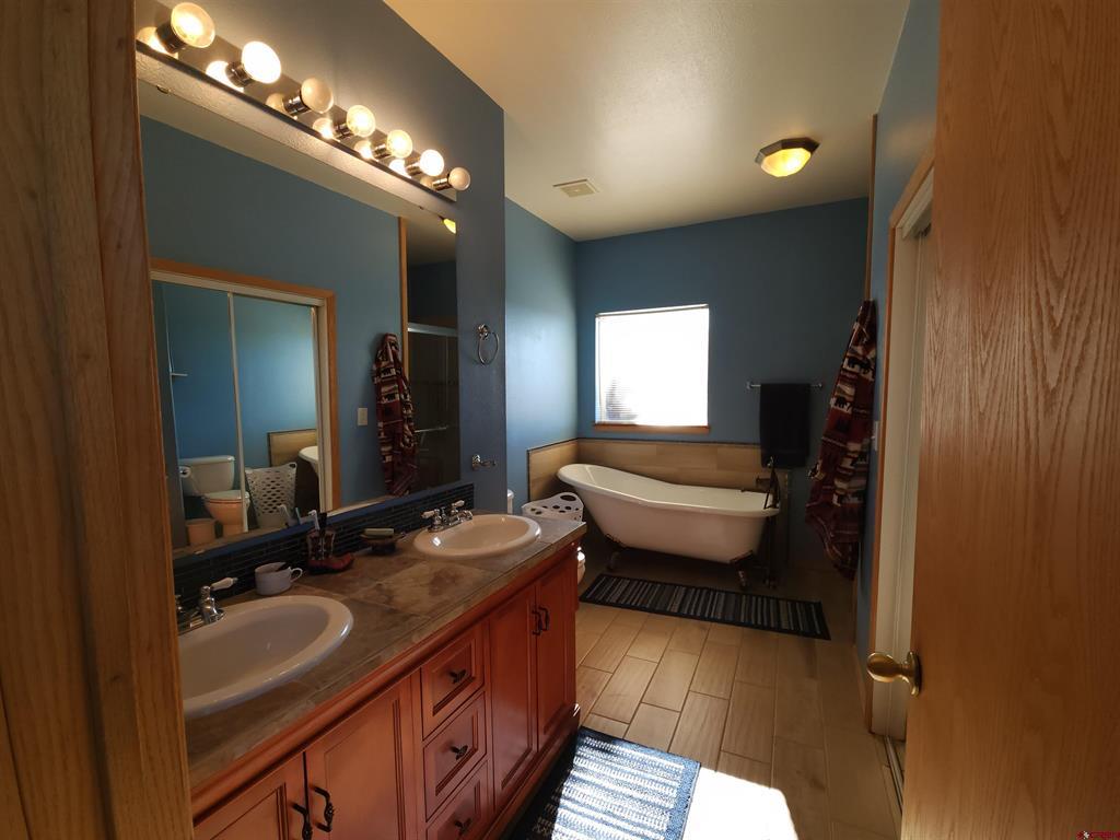 323 Holiday Overlook Circle Property Photo 6