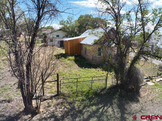 281 Fox Street Property Photo 4