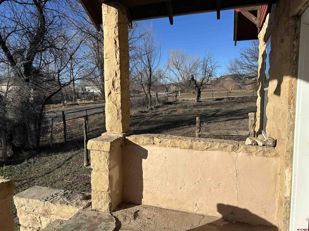 281 Fox Street Property Photo 5