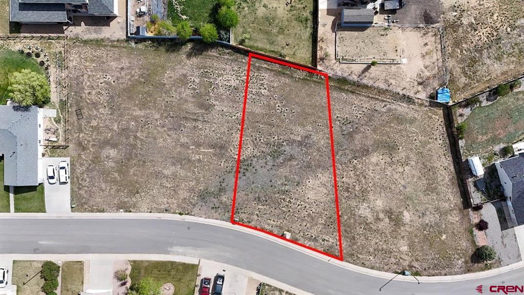 1215 La Mesa Circle Property Photo 4