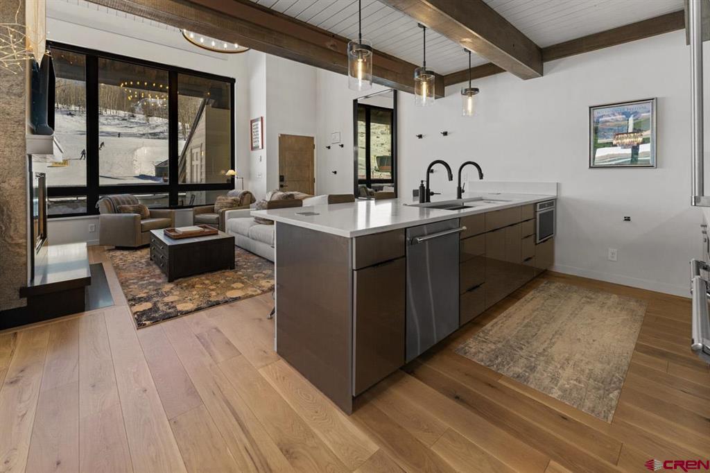14 Snowmass Road Property Photo 4