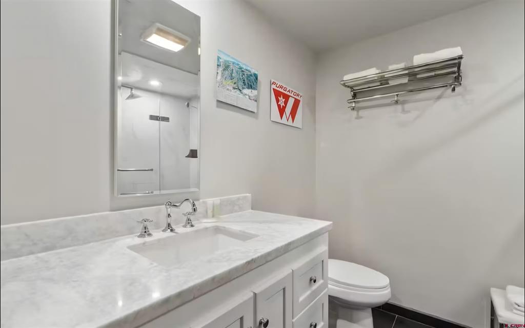 314 N Tamarron Drive Property Photo 14