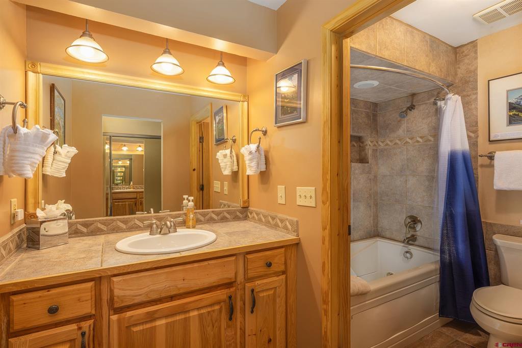 651 W Pacific Avenue Property Photo 20