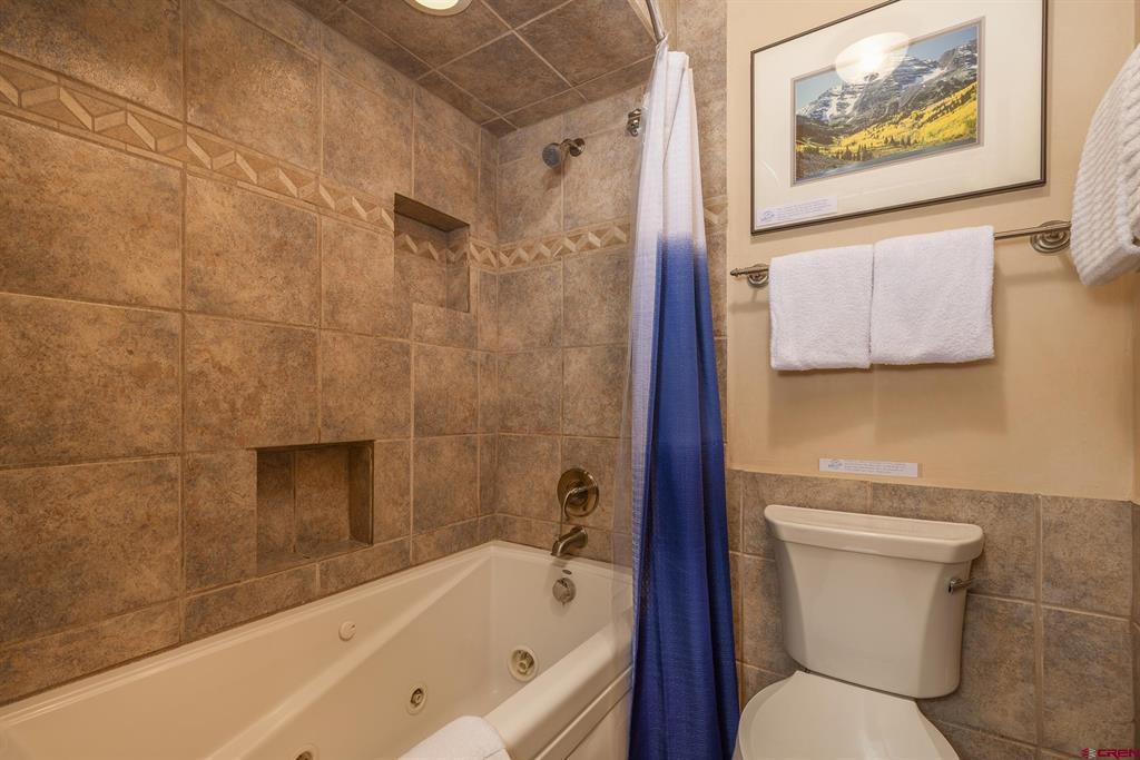 651 W Pacific Avenue Property Photo 21