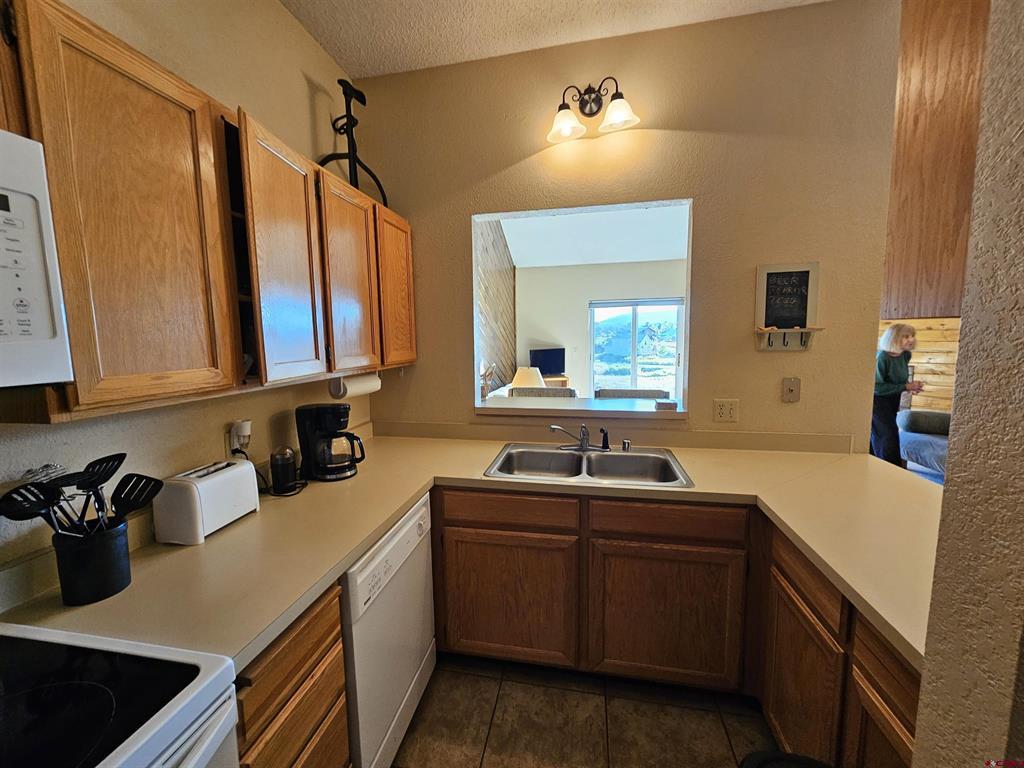 5584 County Road 600 Property Photo 18