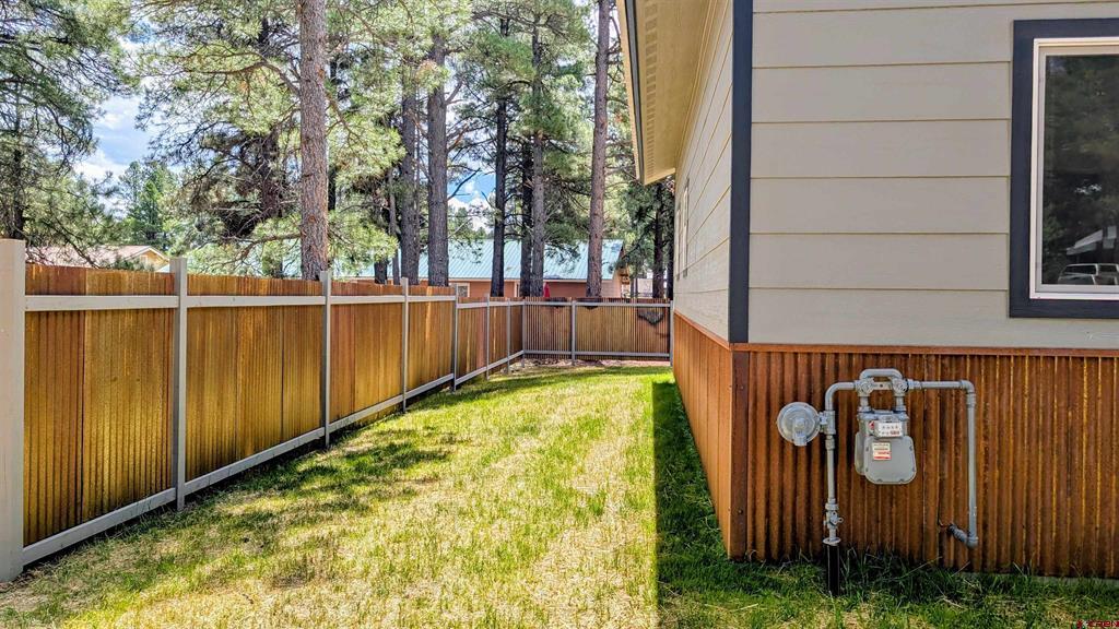 227 Oakwood Circle Property Photo 27