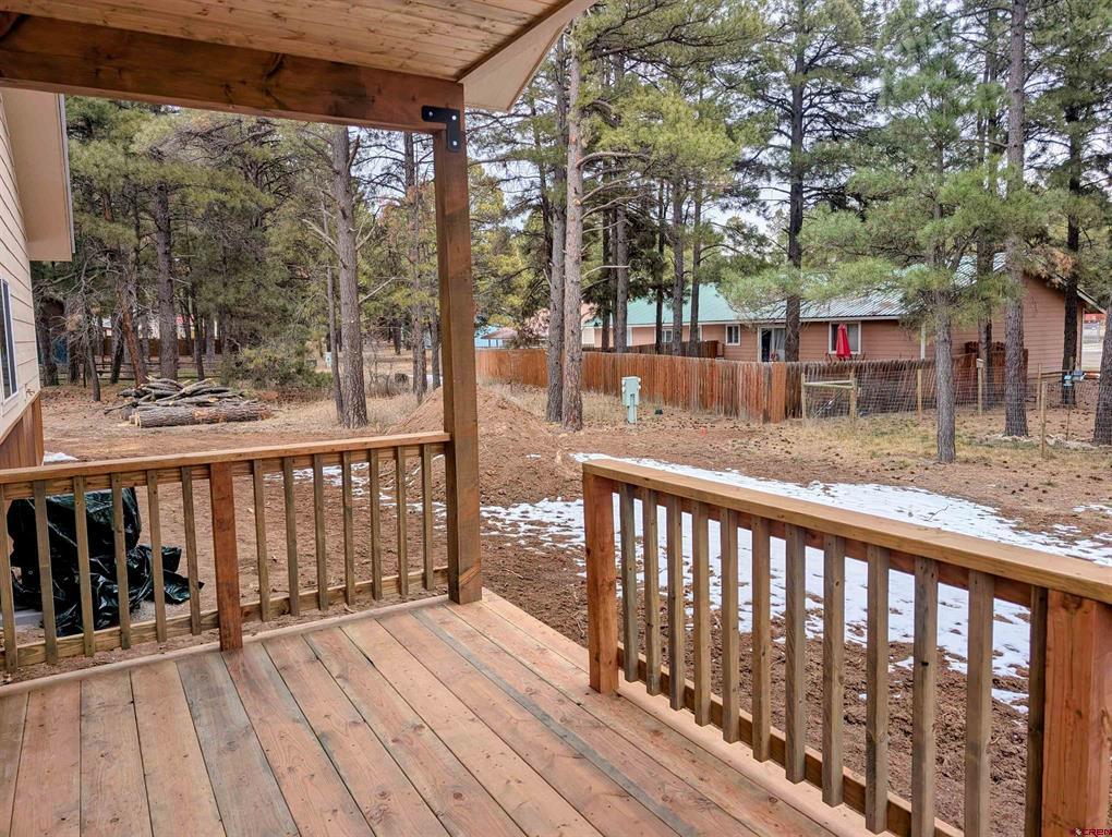 227 Oakwood Circle Property Photo 32