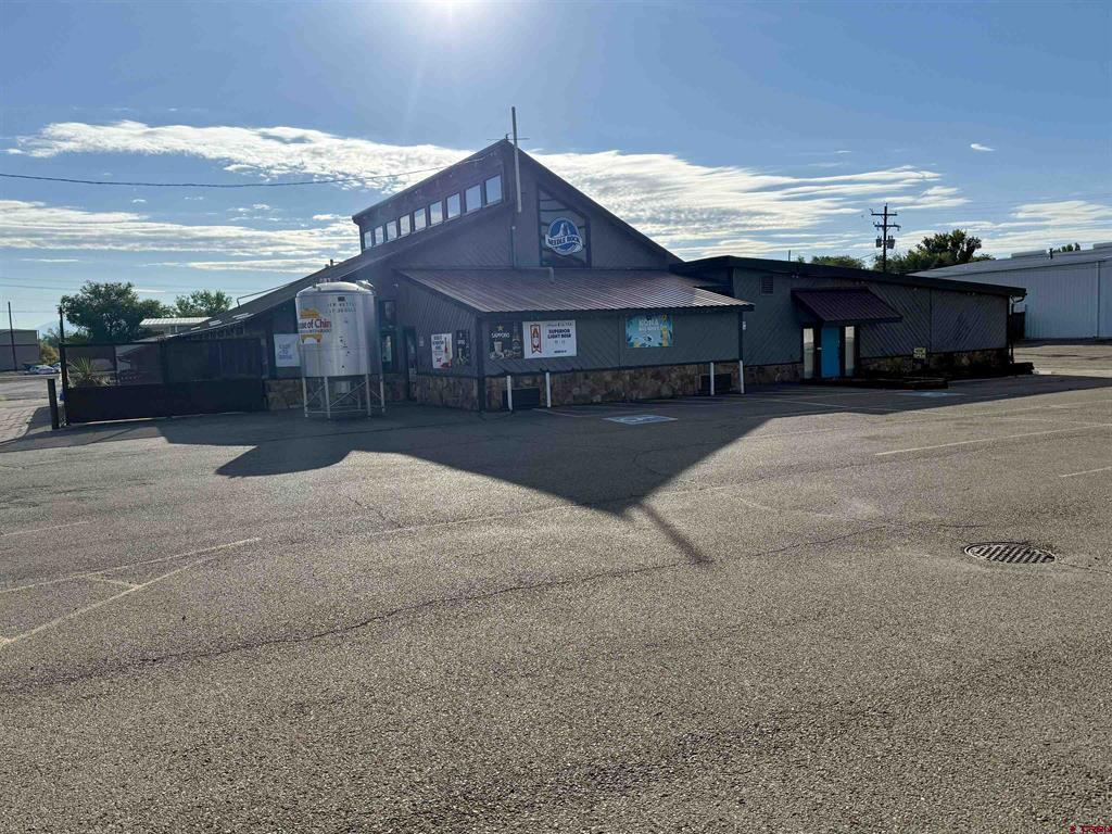 820 Highway 92 Property Photo 3