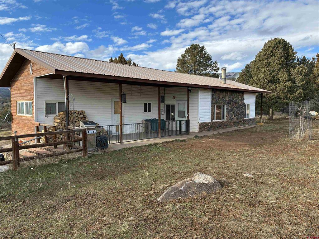 20709 Highway 65 Property Photo 2