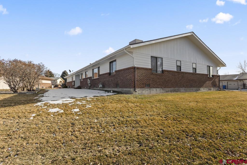 2135 Winston Way Property Photo 26