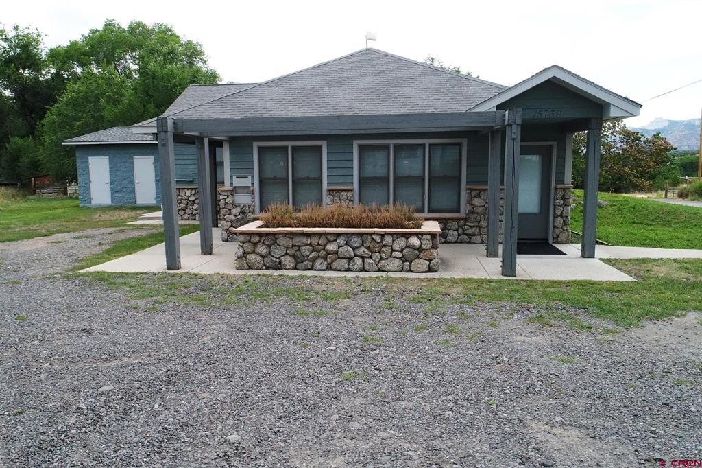 15739 Pearl Avenue Property Photo 4