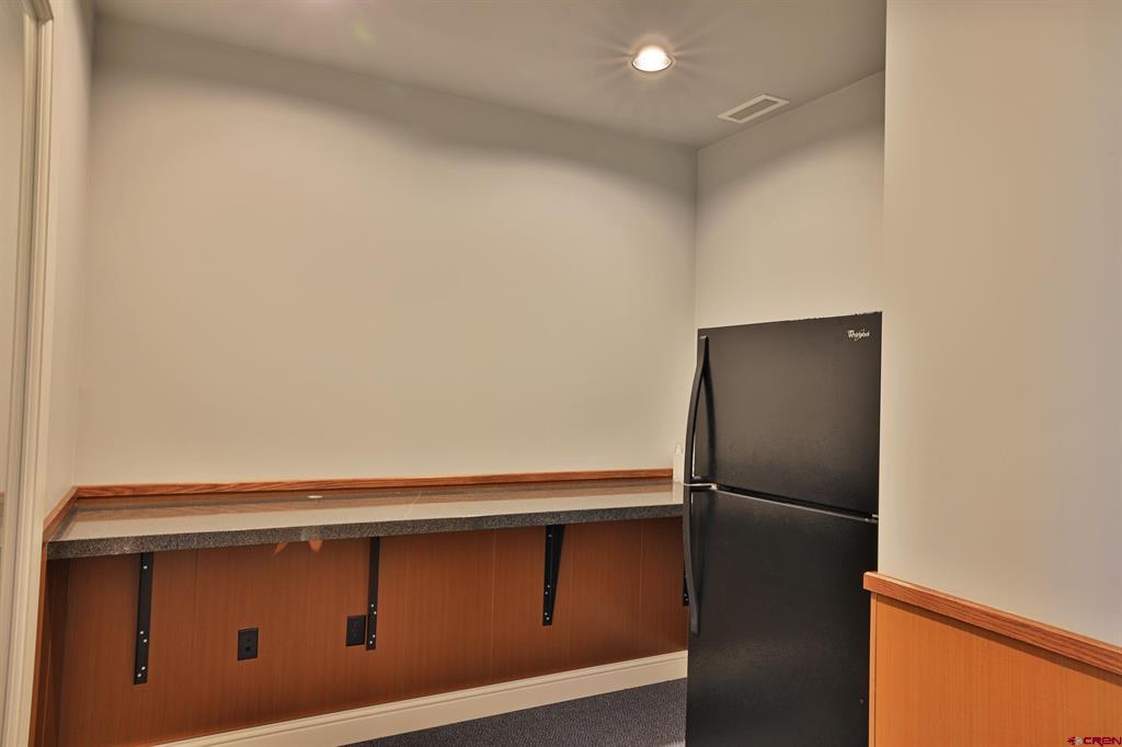 15739 Pearl Avenue Property Photo 15