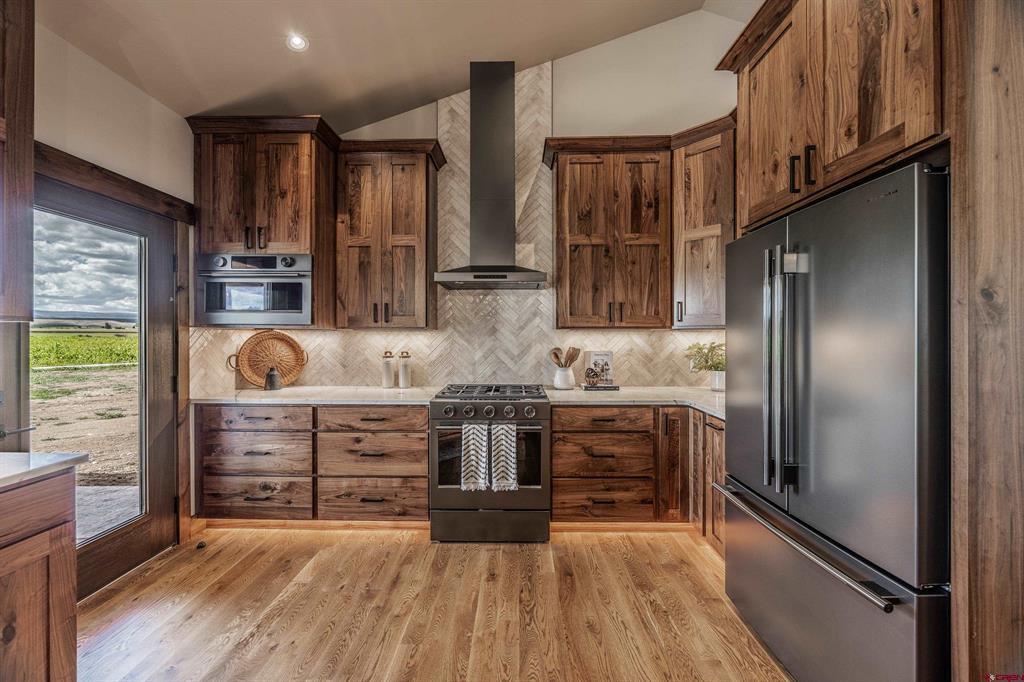 10013 5800 Road Property Photo 11