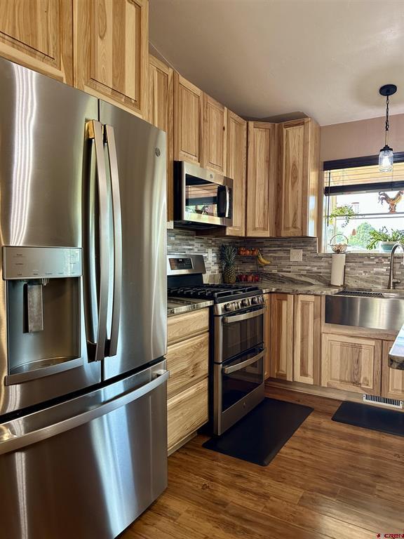 165 Se Eagle Avenue Property Photo 15